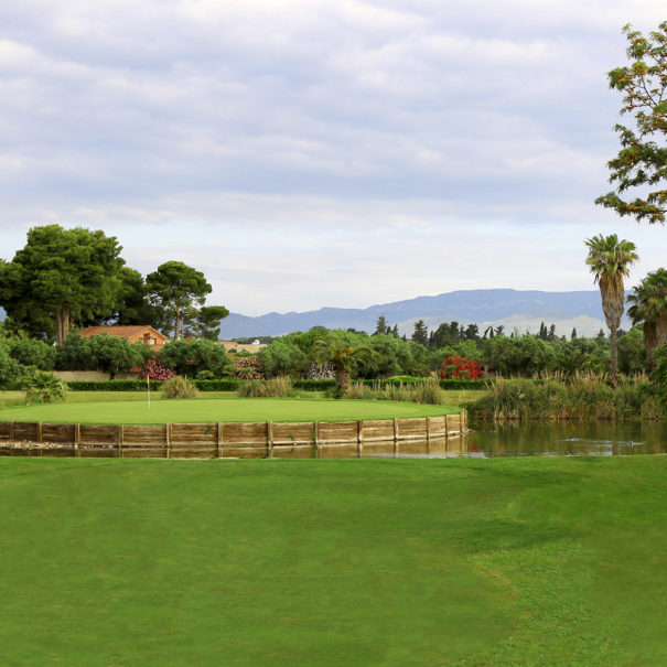 Longstay Gaudi Golf Reus
