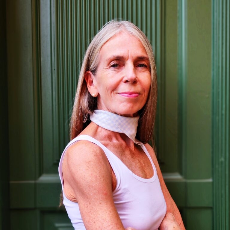 Joan Sandbak, underviser i gotvedgymnastik.