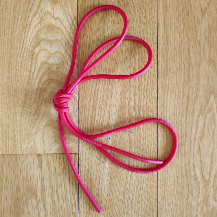 Thera-Band elastik "Medium" (rød) - cirka 240 cm.