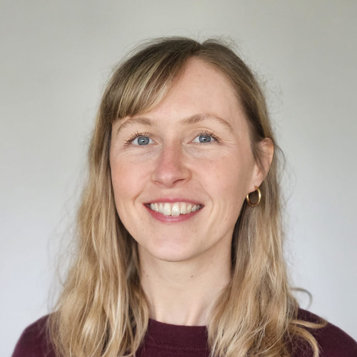 Sarah Montaigne, Assistante opérationnelle