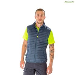 Väst med kontrastfoder