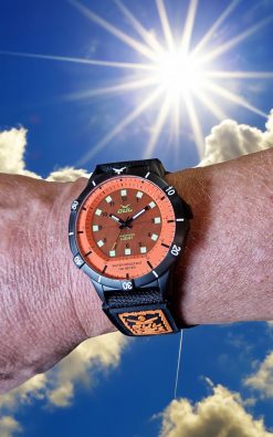 Alternative view of No.1 IPB Powered by Light 42mm Orange Kardborre