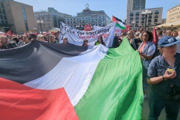 İsveç’te 1 Mayıs’ta İsrail’in Gazze’ye saldırıları protesto edildi