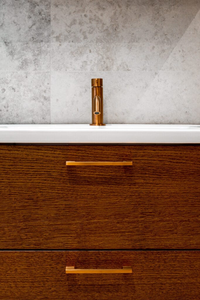 INT-EXT_feb.25_lowres-9