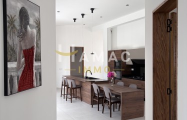 Vue cuisine depuis living