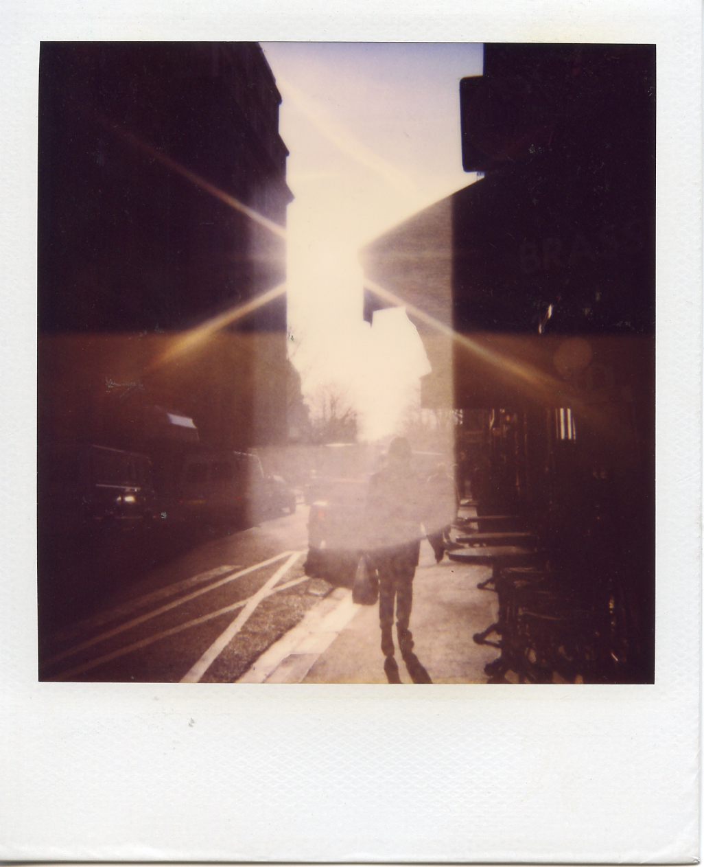 Sun, Paris.