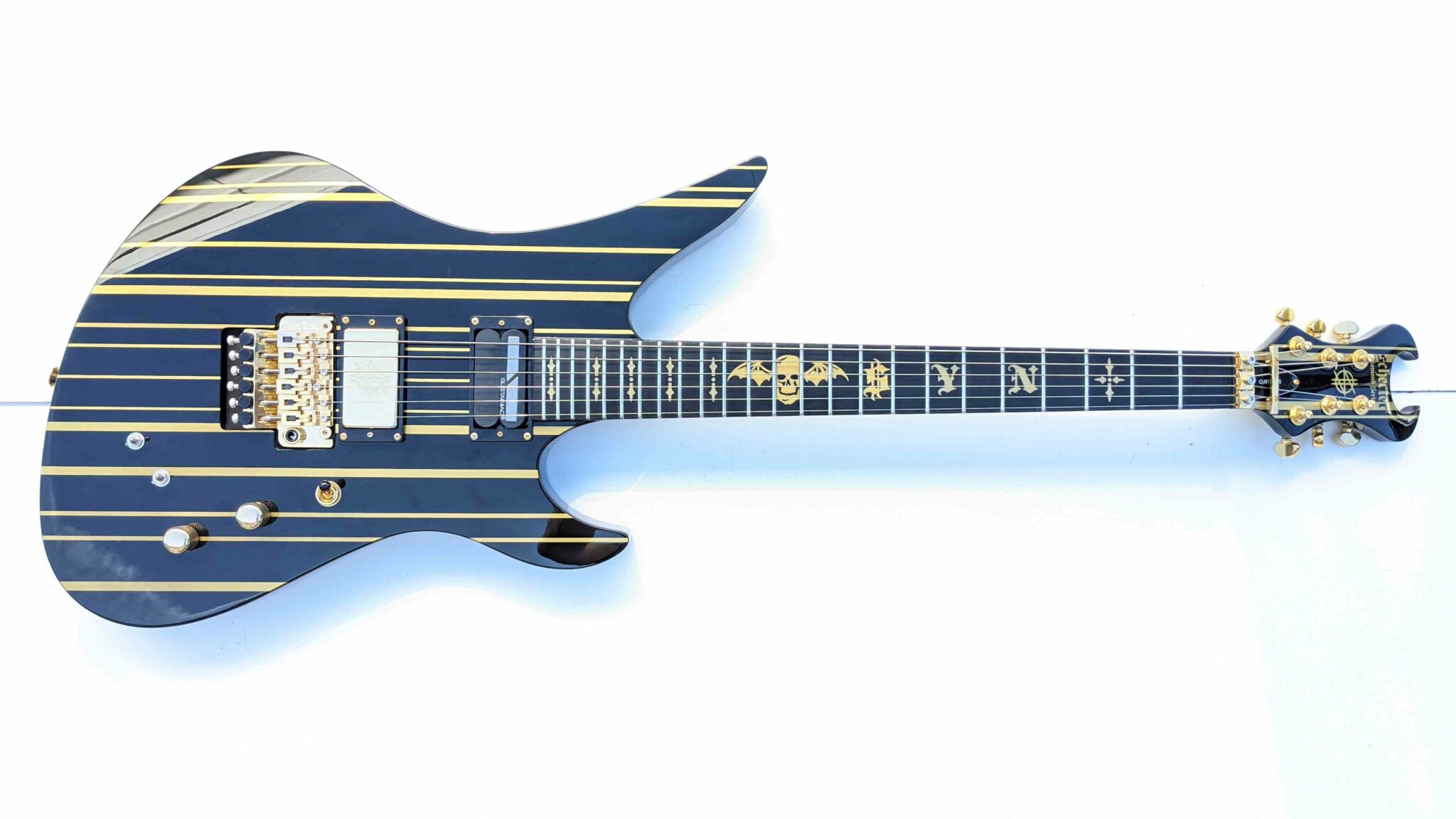 Schecter Synyster Gates Custom S Harry Guitars