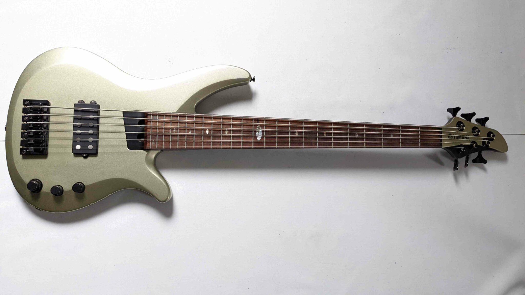 Yamaha RBX JM2 basse 6 cordes John Myung - Harry Guitars