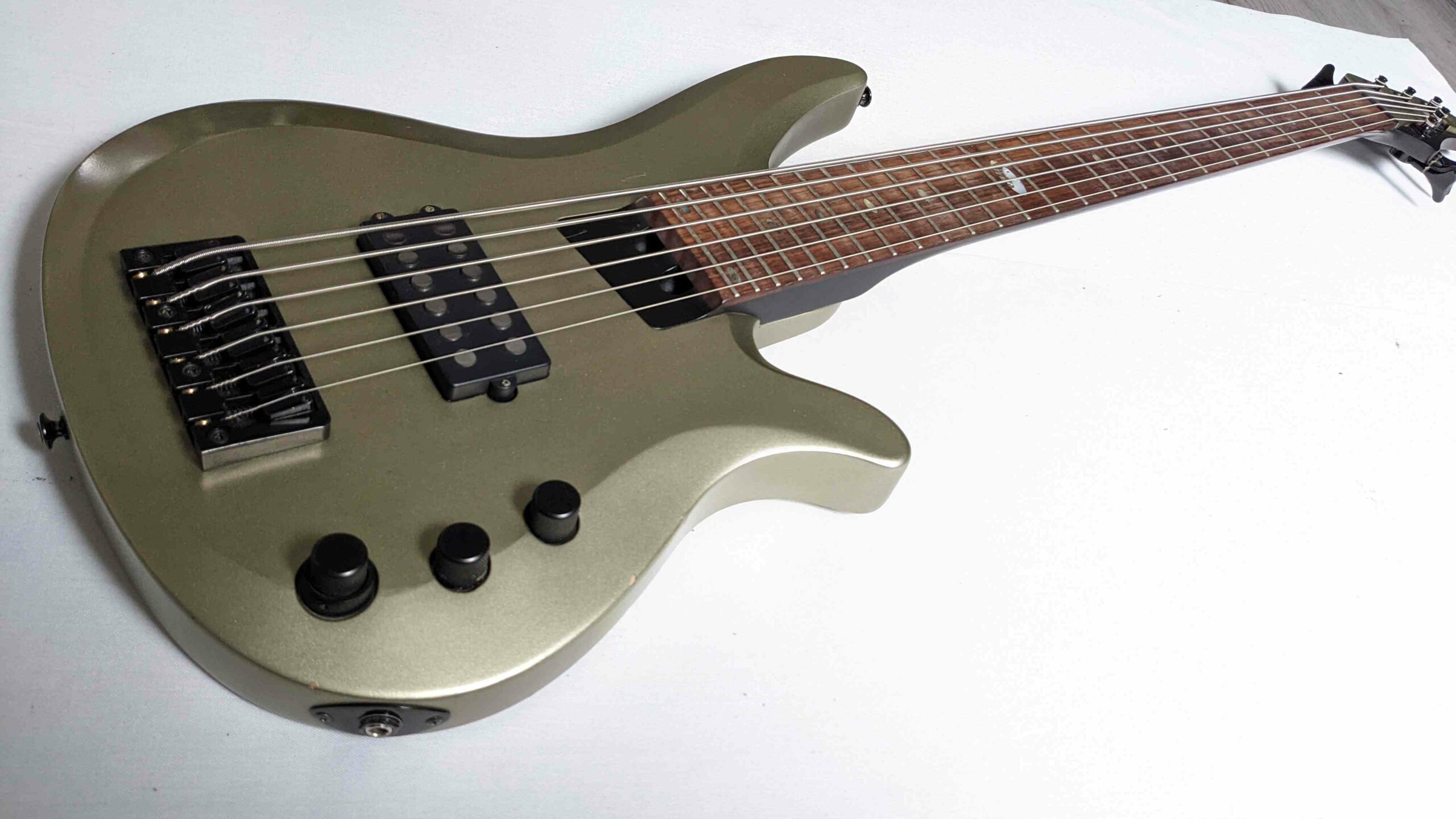 Yamaha RBX JM2 basse 6 cordes John Myung - Harry Guitars