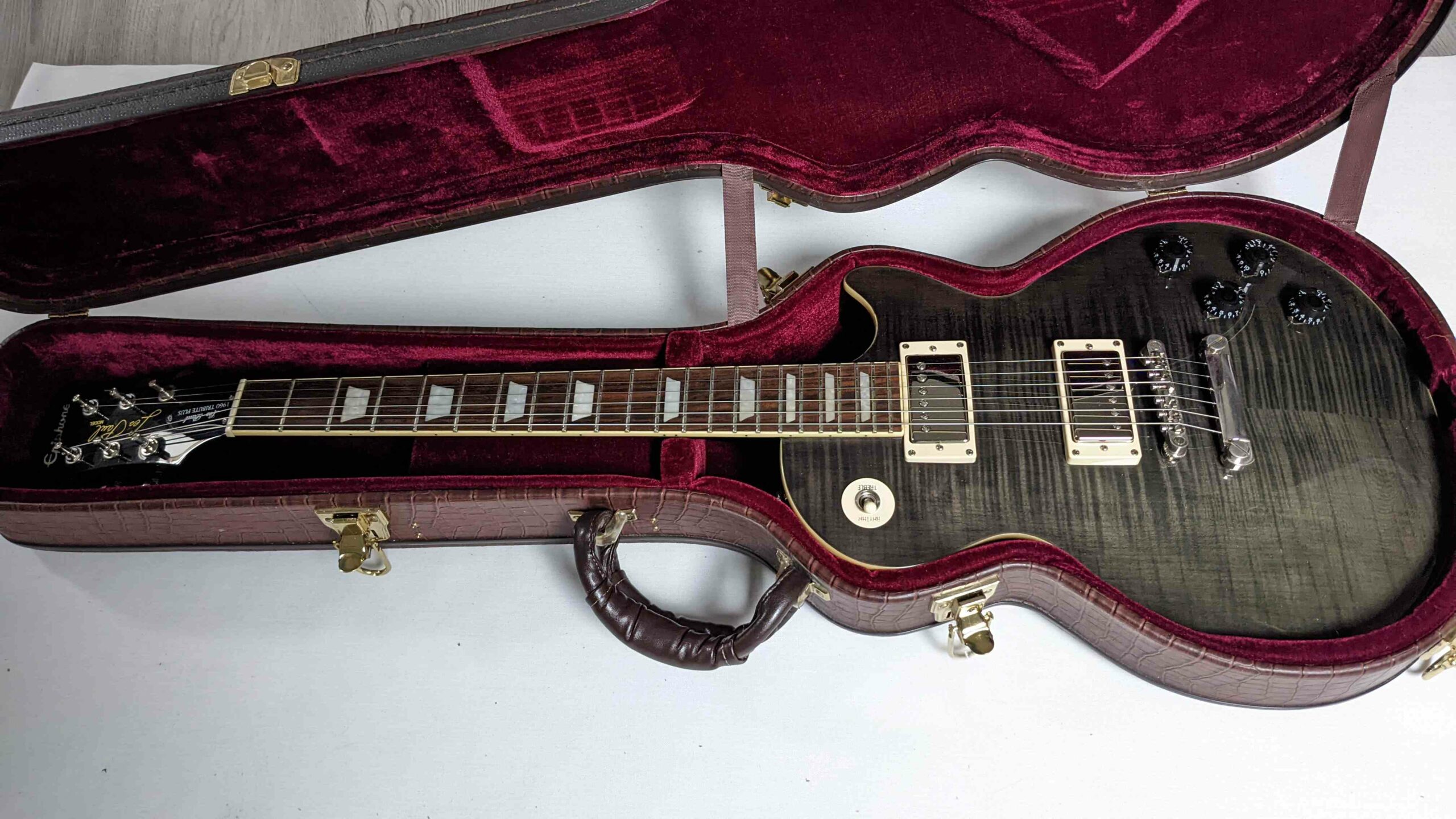 Epiphone Les Paul 1960 Tribute Plus - Harry Guitars