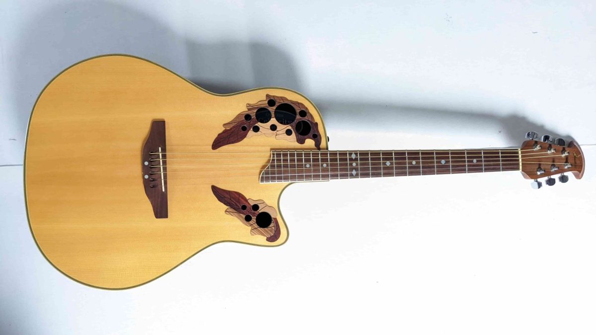 Ovation CS 247 Celebrity Deluxe - Harry Guitars