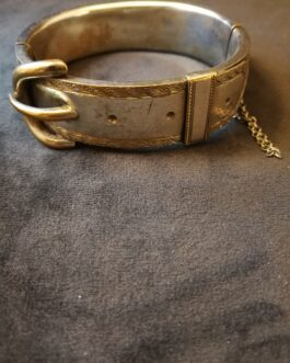 Bangle in belt form