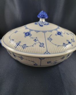 Muslin lidded dish #283