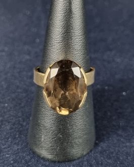 14 carat gold ring with smoky topaz