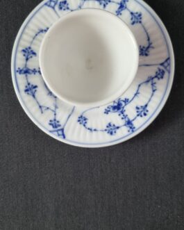 Musselmalet Riflet eggcup with fixed saucer #117