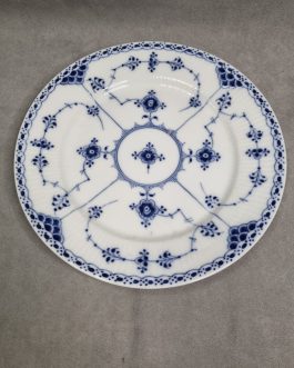 Blue Fluted Half Lace antique plate #578