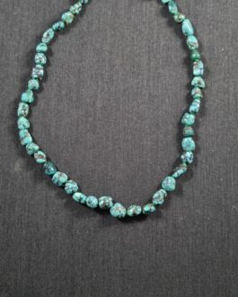 Necklace of turquoises