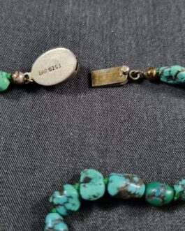 Necklace of turquoises