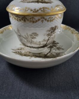 Kongelig Porcelæn cremekop