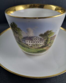 Royal Copenhagen Porcelain: A pair of prospect cups