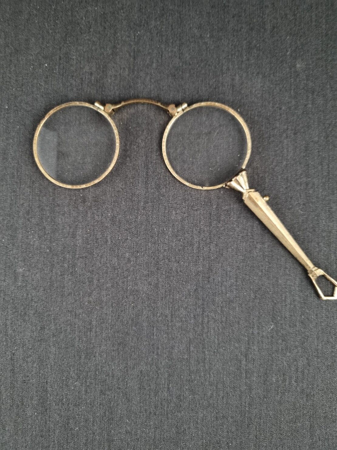 Et par gamle briller - Hartogsohn Antikviteter