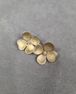 A pair of ear clips in gold-plated sterling silver