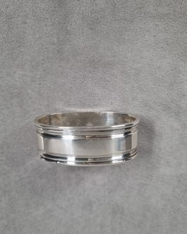 Silver napkin ring