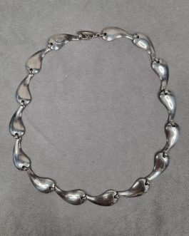 Silver necklace