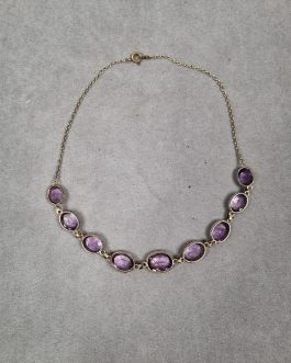 Necklace with amethysts