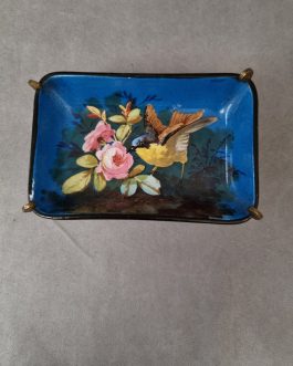 Small porcelain tray with painting