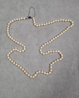 Pearl necklace