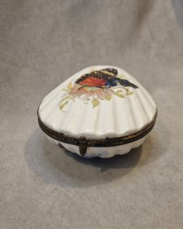 Limoges porcelain tin with hinged lid