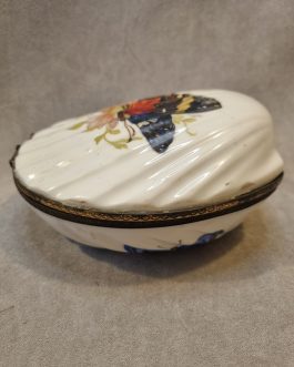 Limoges porcelain tin with hinged lid