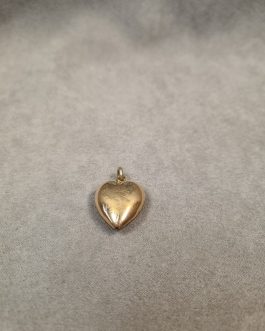 Gold-plated heart pendant