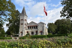 Valgmenighedskirken var åben for en snak og fortælling om kirken.