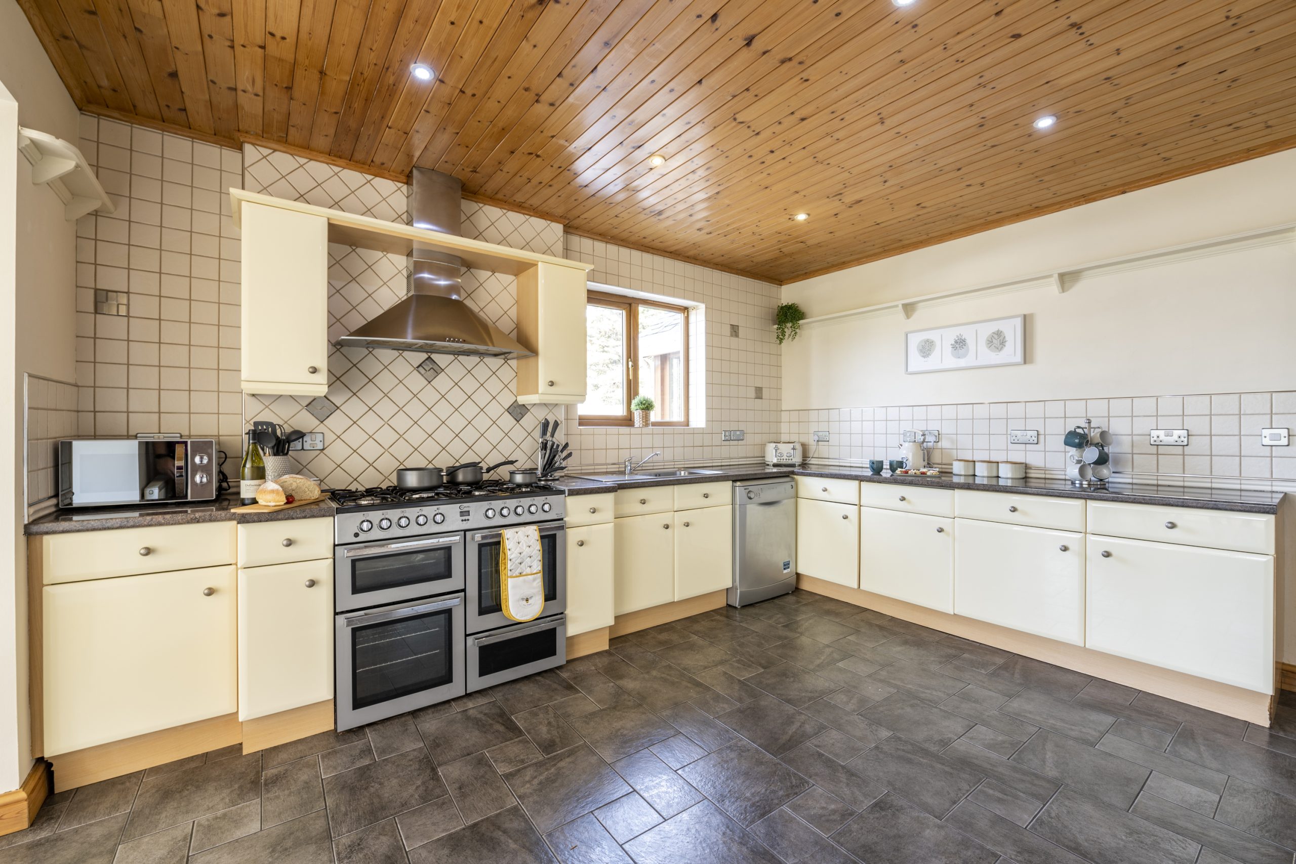 Bodmin Road, 5 Bed Cornwall Hedgerow Properties