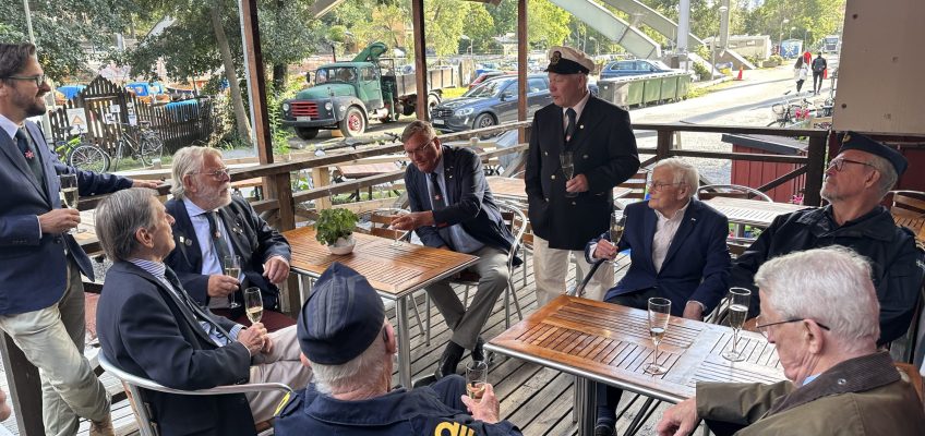 Kamratklubben samlas tre gånger per år för att berätta historier, utbyta erfarenheter och hålla liv i de gamla traditionerna. Foto: Martin Prieto Beaulieu