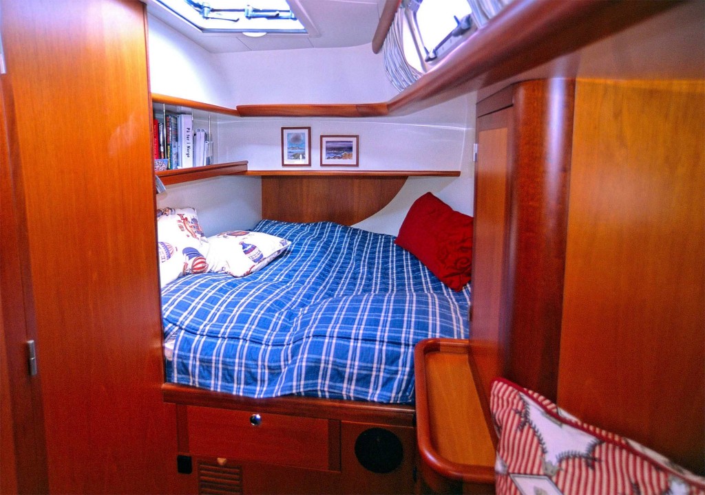 Heyman 57' one of two mirrored aft cabins