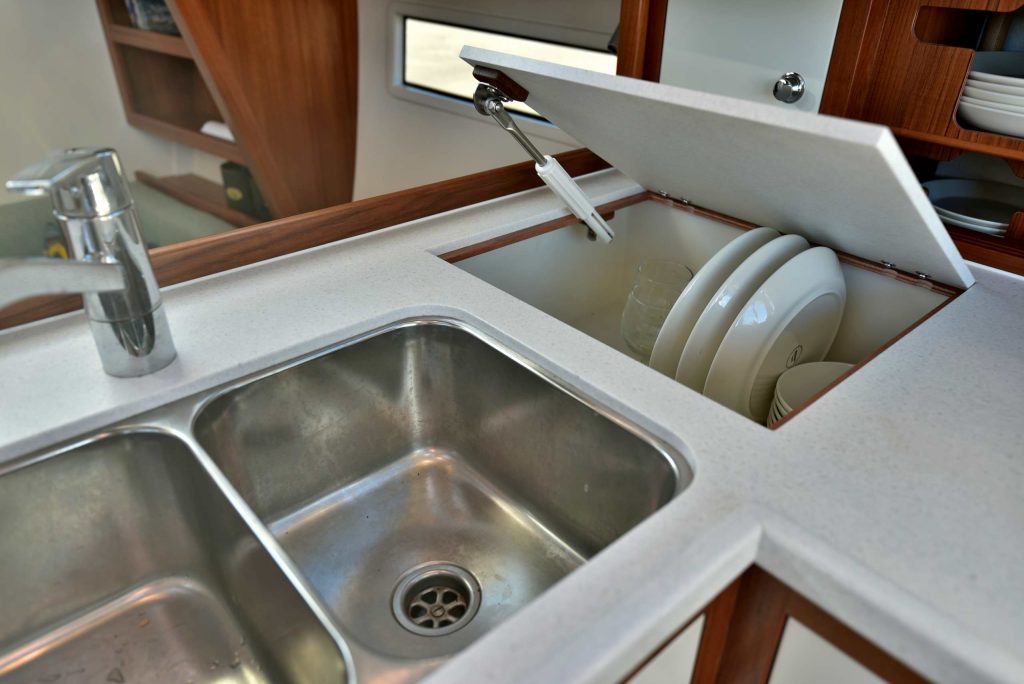 PPH galley with sinks and dish drainer