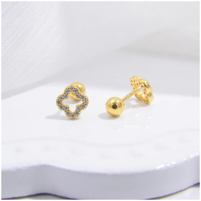 Emmely Clover Petit