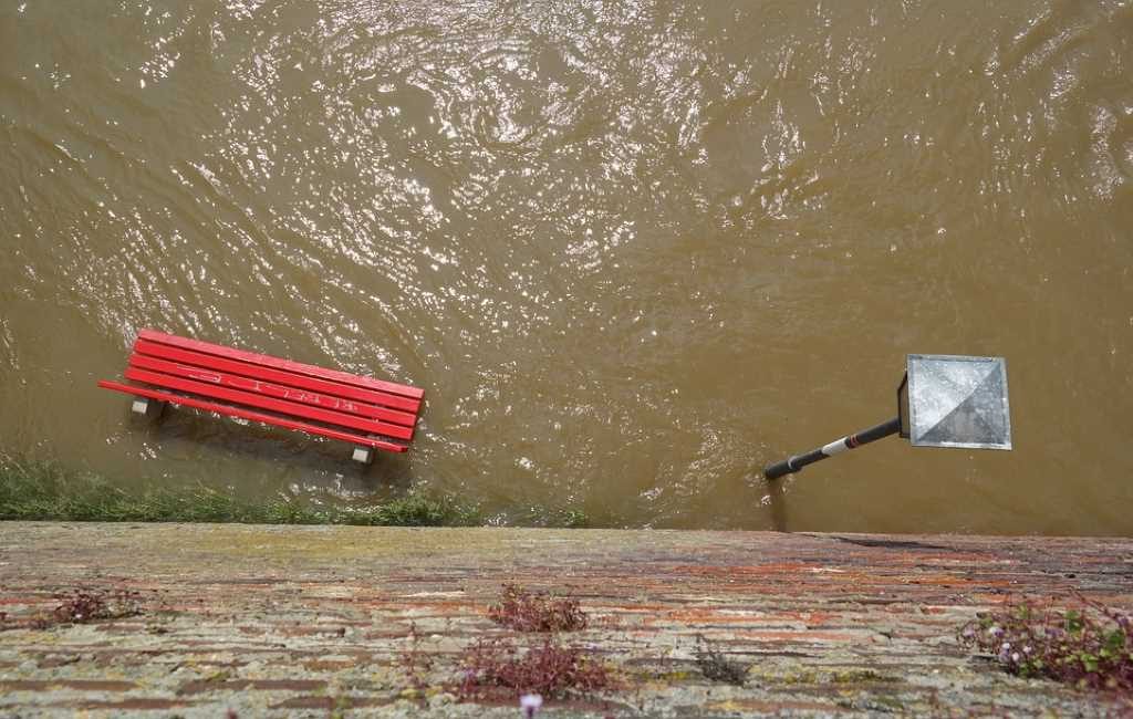 En Bélgica hay casas inundadas y ríos desbordados por las fuertes lluvias