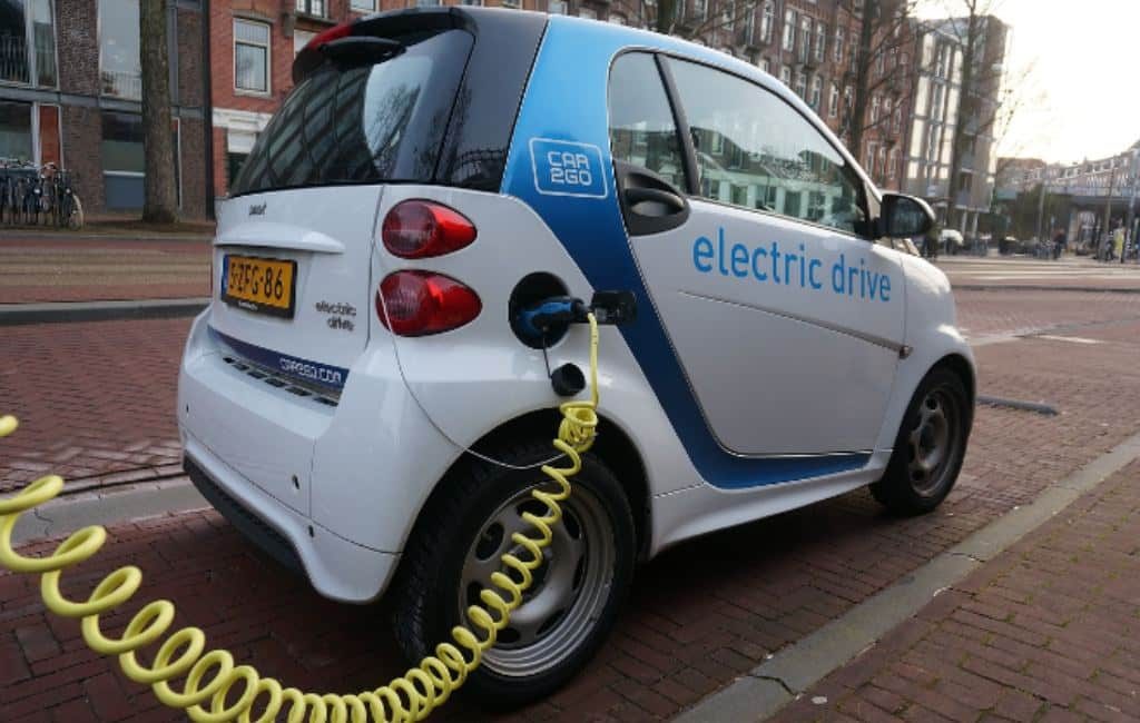 Países Bajos subvenciona la compra de coches eléctricos en el 2021