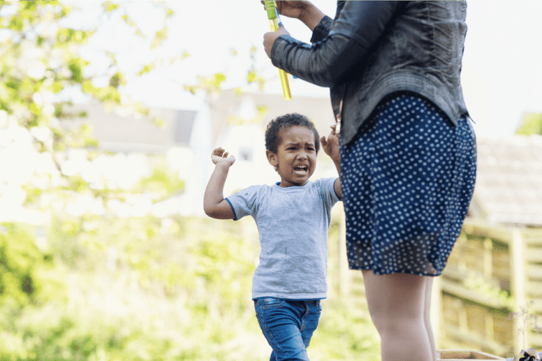 Comment gérer les crises de colère chez les enfants