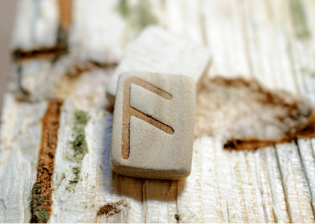 Rune: Ansuz/Ansur/Óss/Ás (ᚩ)