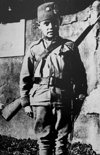 Elez Dervišević, 14. The youngest Bosnian infantryman.