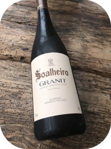 2017 Quinta de Soalheiro, Granit, Minho, Portugal