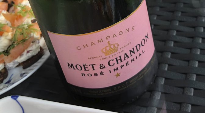 N.V. Moët & Chandon, Rosé Impérial, Champagne, Frankrig