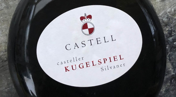 2017 Fürstlich Castell’sches Domänenamt, Casteller Kugelspiel Silvaner, Franken, Tyskland