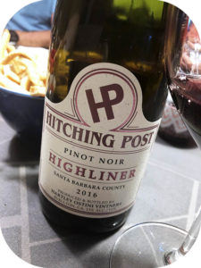 2016 Hartley-Ostini Hitching Post Winery, Highliner Pinot Noir Santa Barbara County, Californien, USA