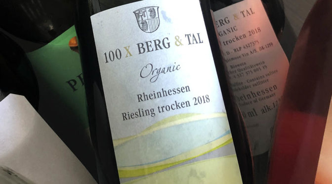 2018 Weingut Wittmann, 100 x Berg & Tal Riesling Organic, Rheinhessen, Tyskland